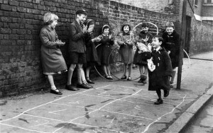 ninos_jugando_hcalle